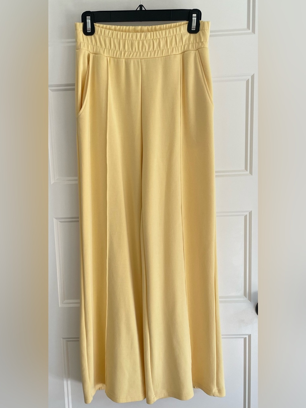 M - CloudLuxe Everyday Pant